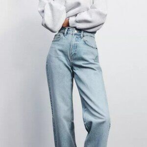 Zara Mom Fit Jeans